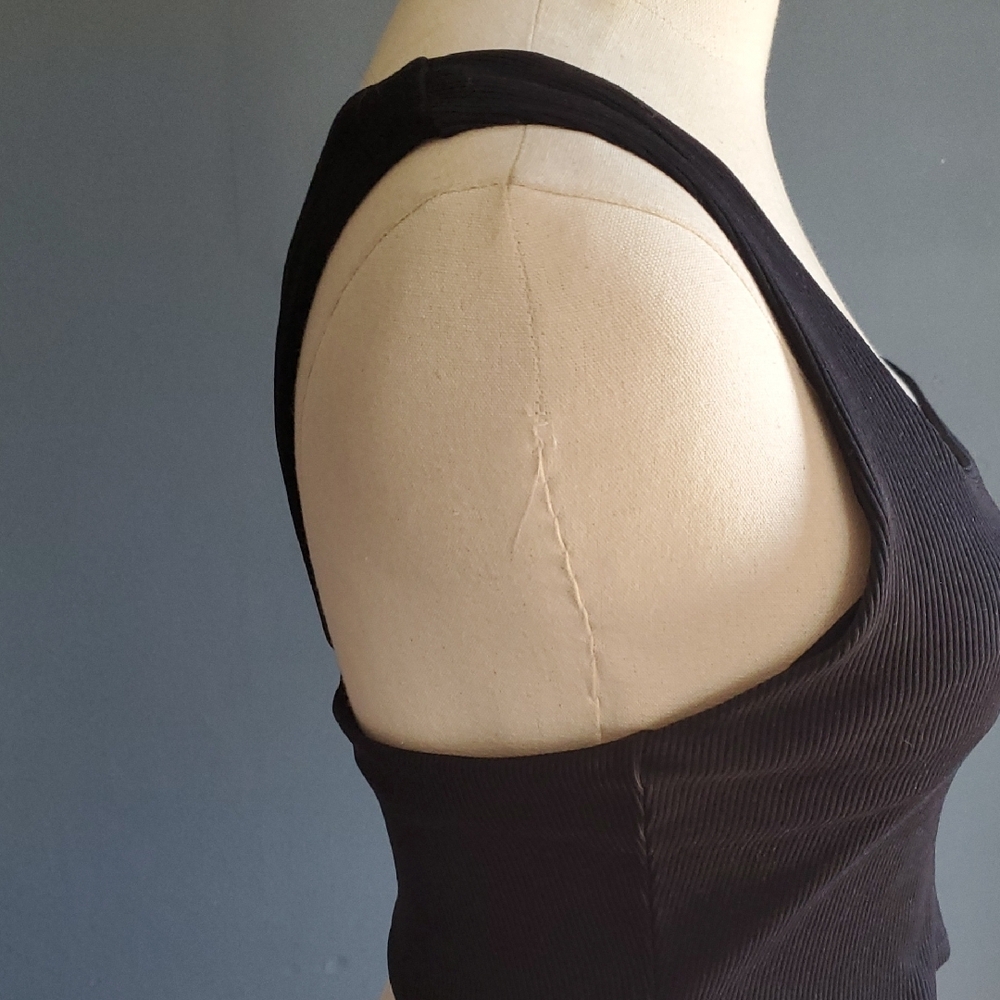 ALO Yoga Classic Black Square Neck Tank Sz M - Picture 5 of 10